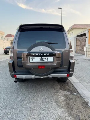 2011 Mitsubishi Pajero GLS