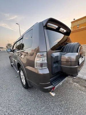 2011 Mitsubishi Pajero GLS
