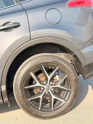 2018 تويوتا راف ٤ SE