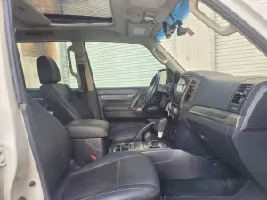 2022 Mitsubishi Pajero GLS