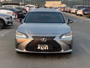 2019 Lexus ES Es350
