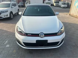 2017 فولجس فاجن جولف GTI