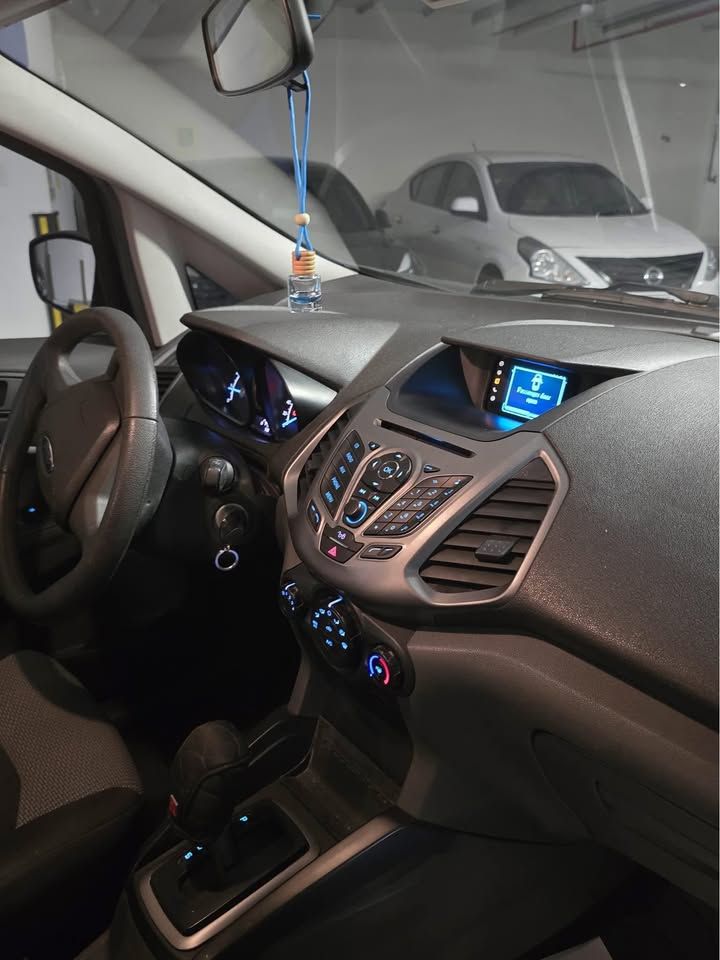 2015 فورد ايكوسبورت SE