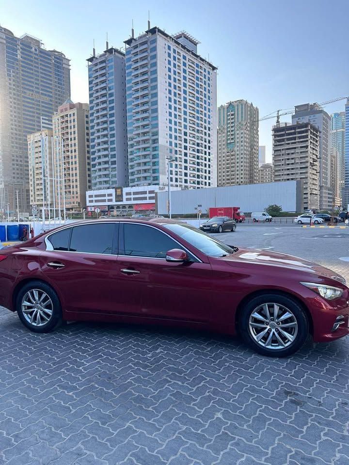 2018 إنفينيتي كيو٥٠ Red Sport 400