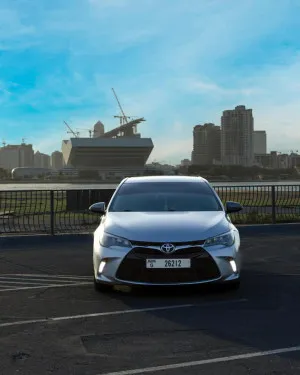 2016 Toyota Camry GLE