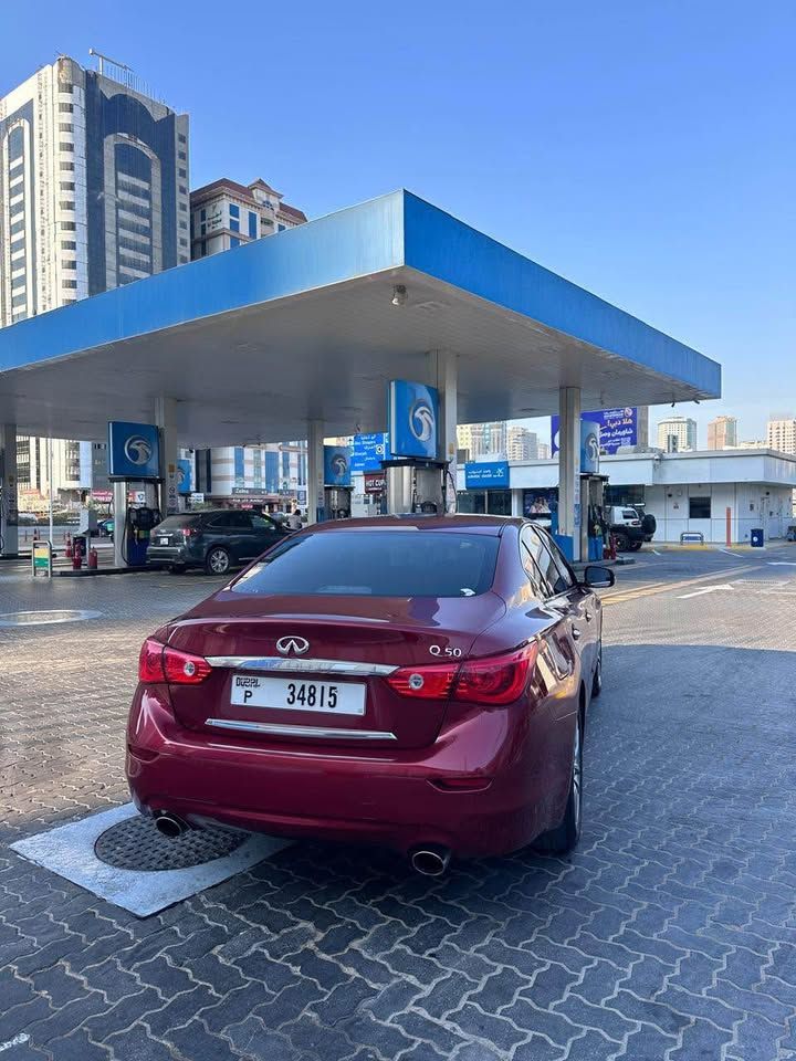 2018 إنفينيتي كيو٥٠ Red Sport 400