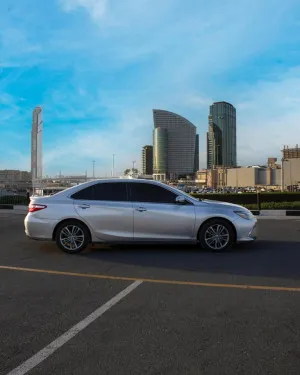 2016 Toyota Camry GLE