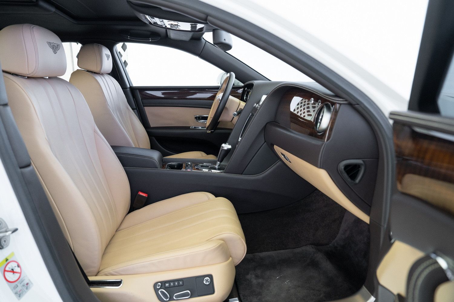 2016 بنتلي فلاينج سبير V8