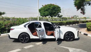 2023 بي أم دابليو الفئة - 7 760I xDrive