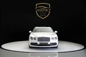 2016 بنتلي فلاينج سبير V8