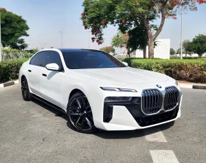 2023 بي أم دابليو الفئة - 7 760I xDrive