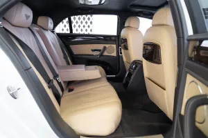 2016 بنتلي فلاينج سبير V8