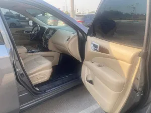 2020 Nissan Pathfinder SV