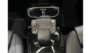 2021 مرسيدس-بنز الفئة - A A220 Sedan