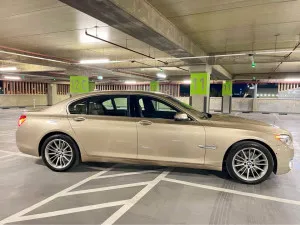 2013 بي أم دابليو الفئة - 7 730i