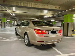 2013 بي أم دابليو الفئة - 7 730i