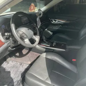 2018 Infiniti Q70 HyBird Luxe