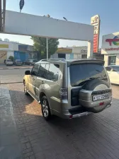 2011 Mitsubishi Pajero GLS