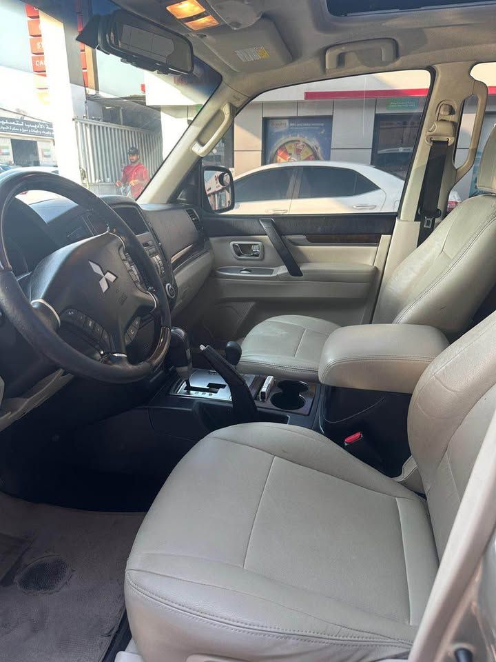 2011 Mitsubishi Pajero GLS