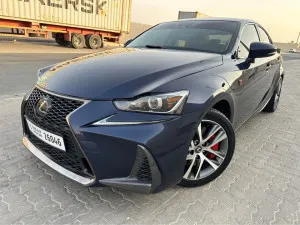 2019 لكزس اي اس IS 300
