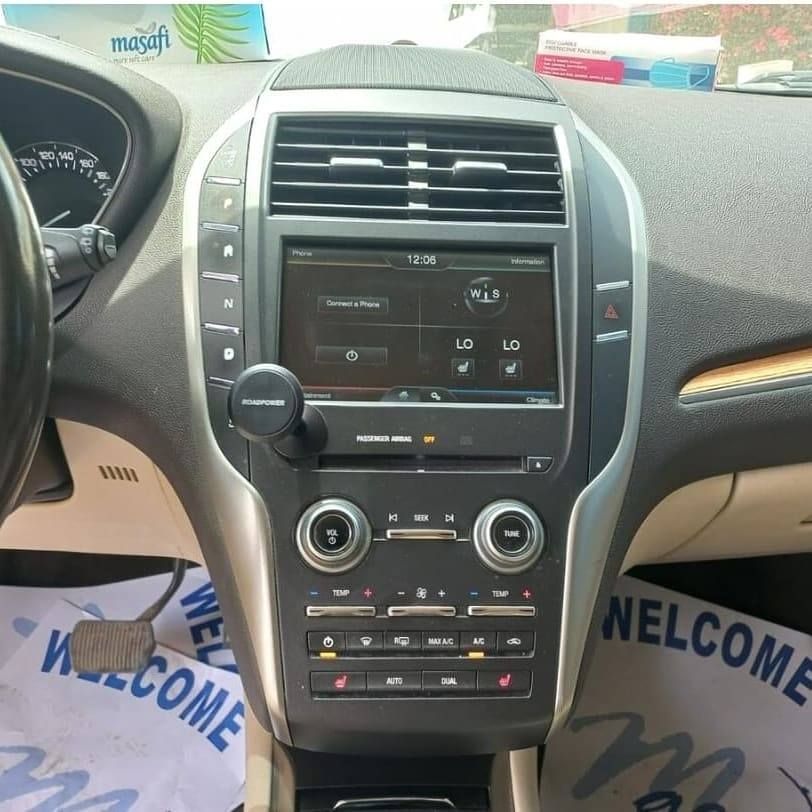 2015 Lincoln MKC Base