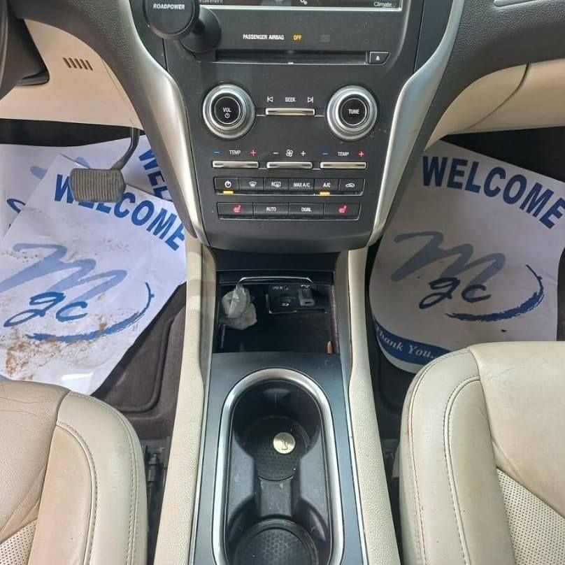 2015 Lincoln MKC Base
