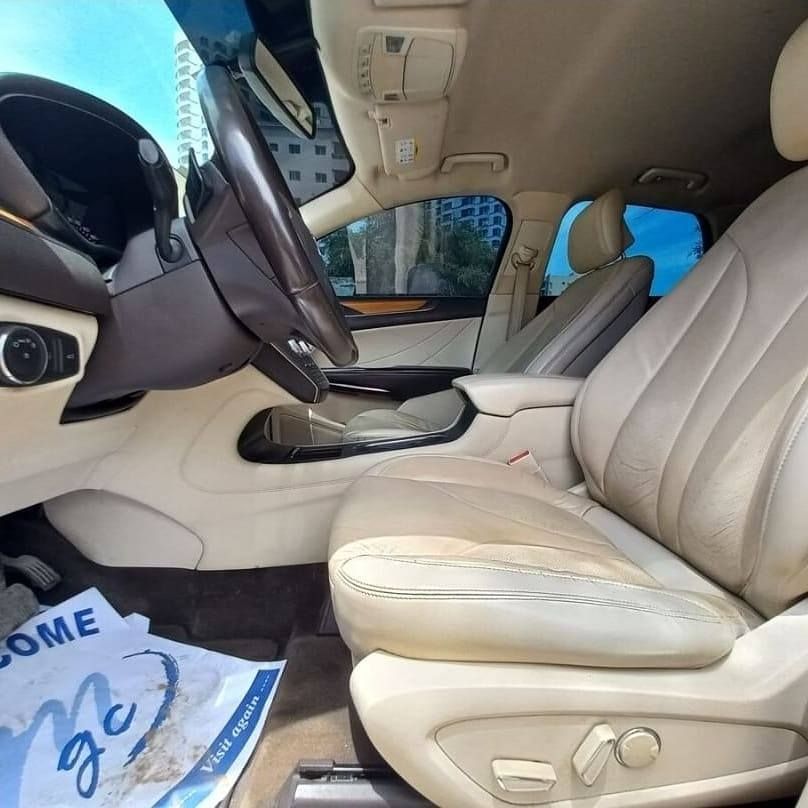 2015 Lincoln MKC Base