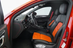 2023 بورش ماكان GTS