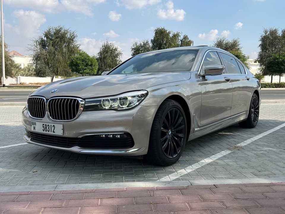 2018 بي أم دابليو الفئة - 7 730LI