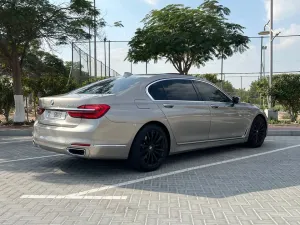 2018 بي أم دابليو الفئة - 7 730LI