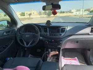 2017 هيونداي توسان Limited