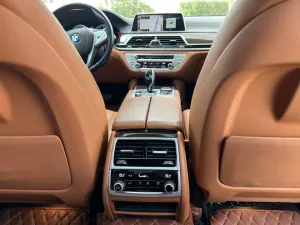 2018 بي أم دابليو الفئة - 7 730LI
