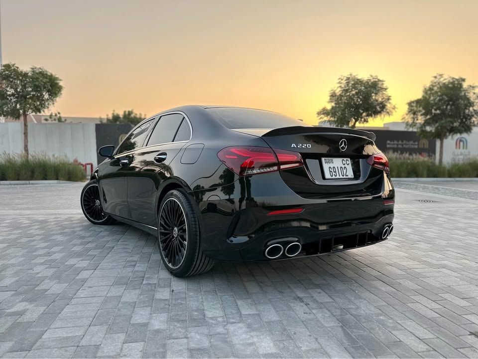 2020 مرسيدس-بنز الفئة - A A45 AMG