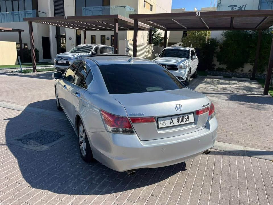 2009 هوندا أكورد DX