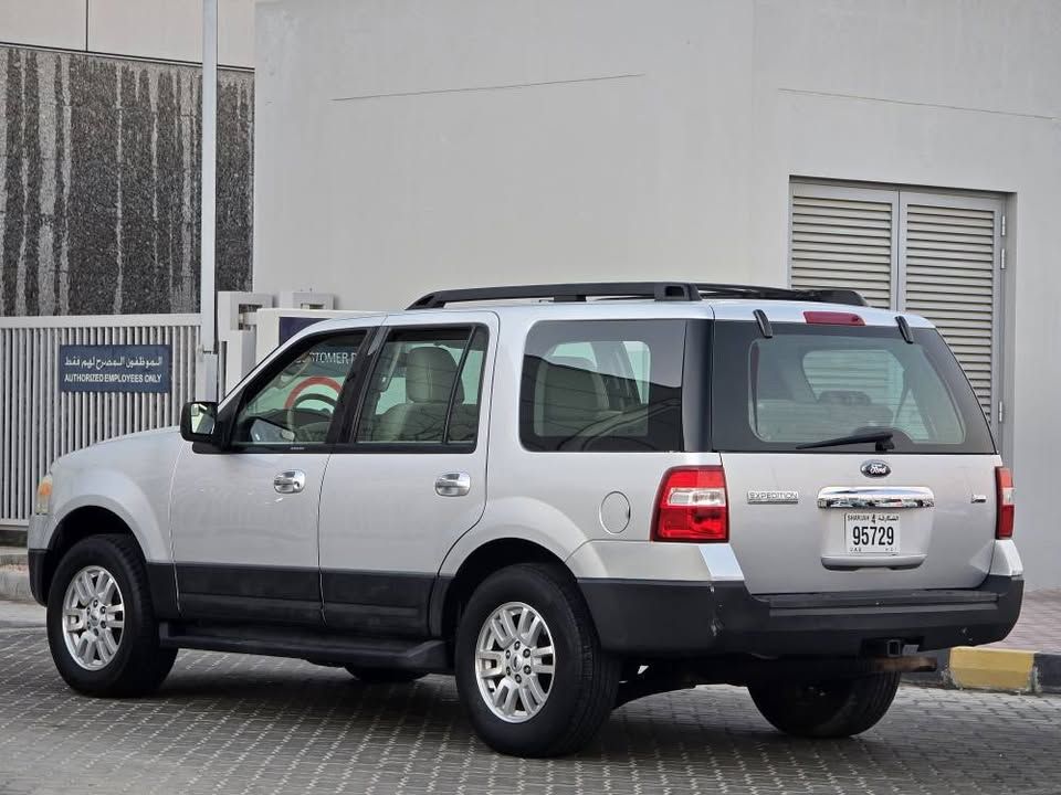 2014 Ford Expedition XLT Premium