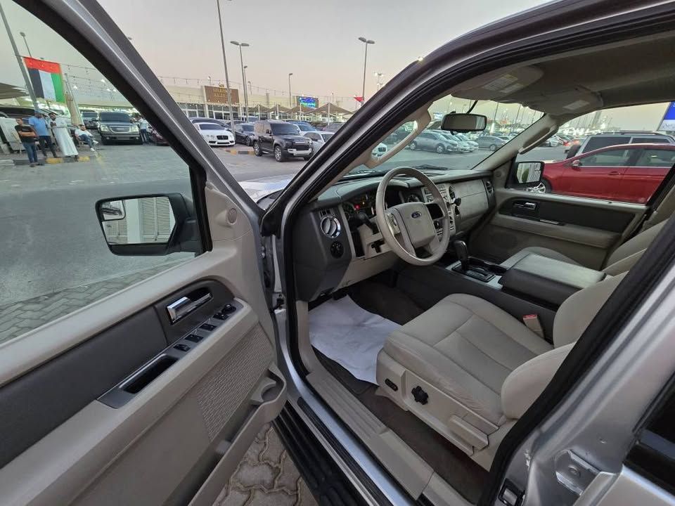 2014 Ford Expedition XLT Premium