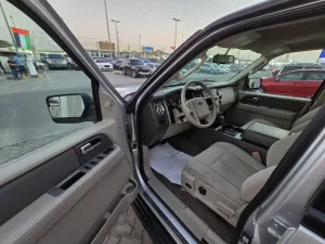 2014 Ford Expedition XLT Premium