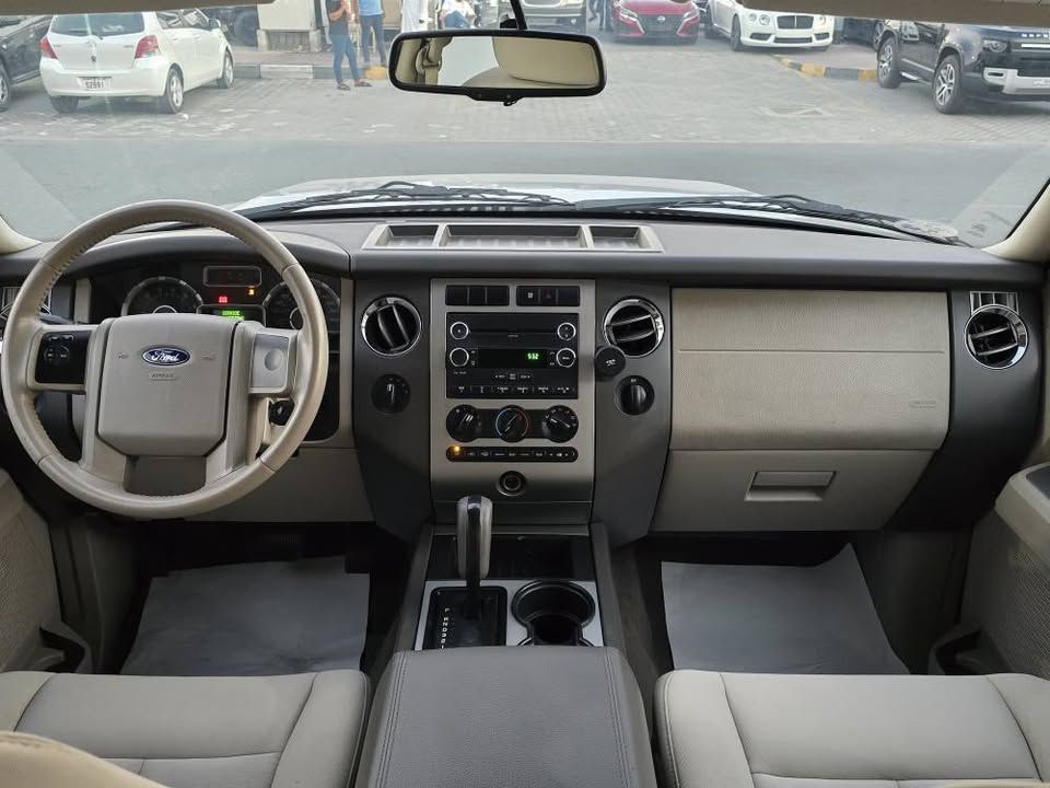 2014 Ford Expedition XLT Premium
