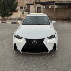 2017 Lexus IS 200