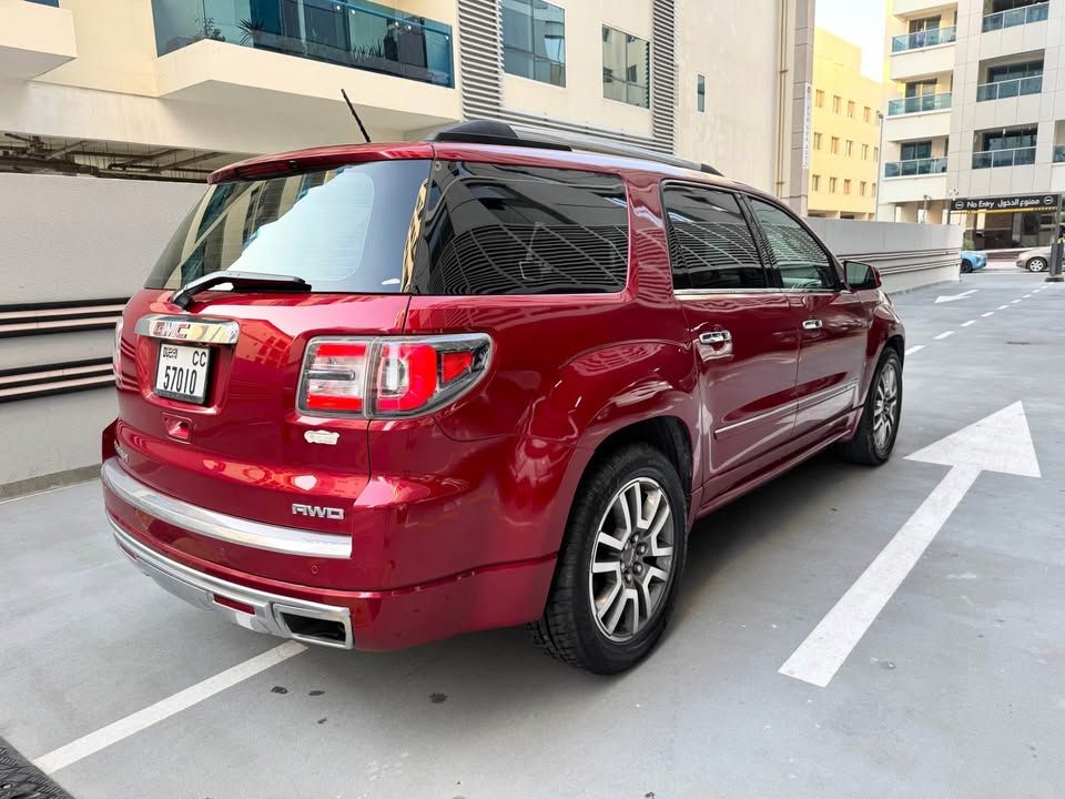 2014 جي أم سي أكاديا Denali