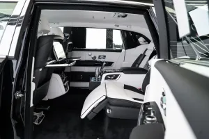 2025 رولز رويس فانتوم Extended Wheelbase