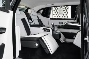 2025 رولز رويس فانتوم Extended Wheelbase