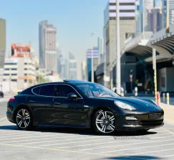 2010 بورش باناميرا 4S