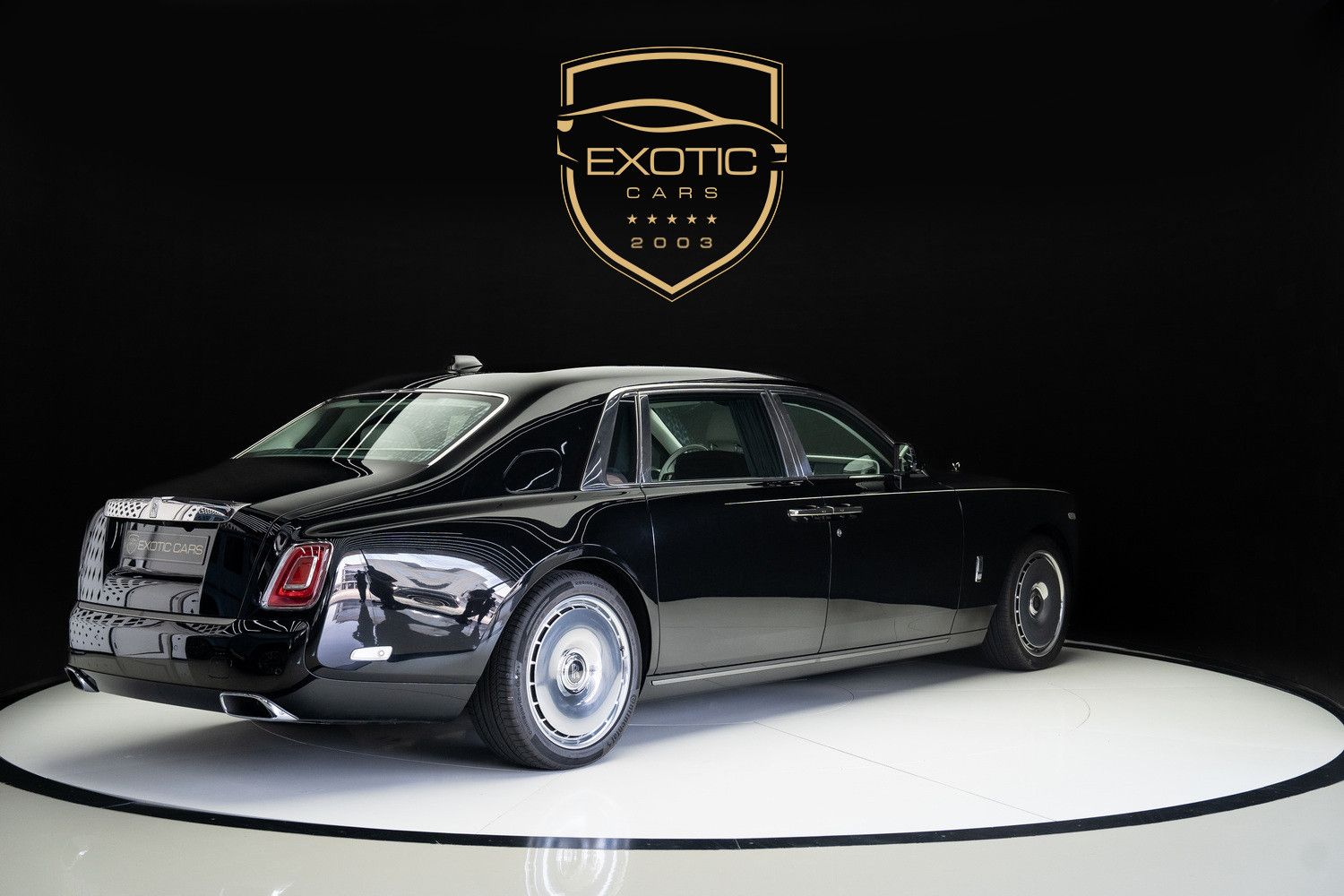 2025 رولز رويس فانتوم Extended Wheelbase