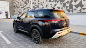 2023 نيسان باثفايندر Platinum