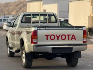 2010 Toyota Hilux E