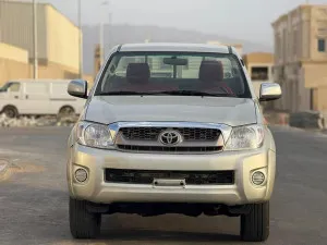 2010 Toyota Hilux E