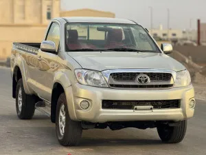 2010 Toyota Hilux E