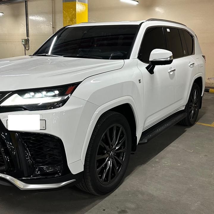 2023 لكزس ال اكس ٦٠٠ F-Sport