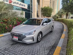 2019 هيونداي النترا SE